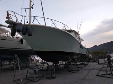 M/Y BAVARIA 39 HT