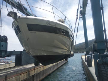 M/Y BAVARIA 39 HT